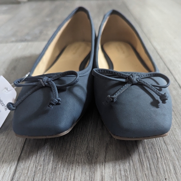 🆕 New 🆕 Liz Claiborne Shoes - Picture 3 of 7